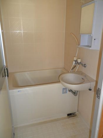 平成コーポ 203号室